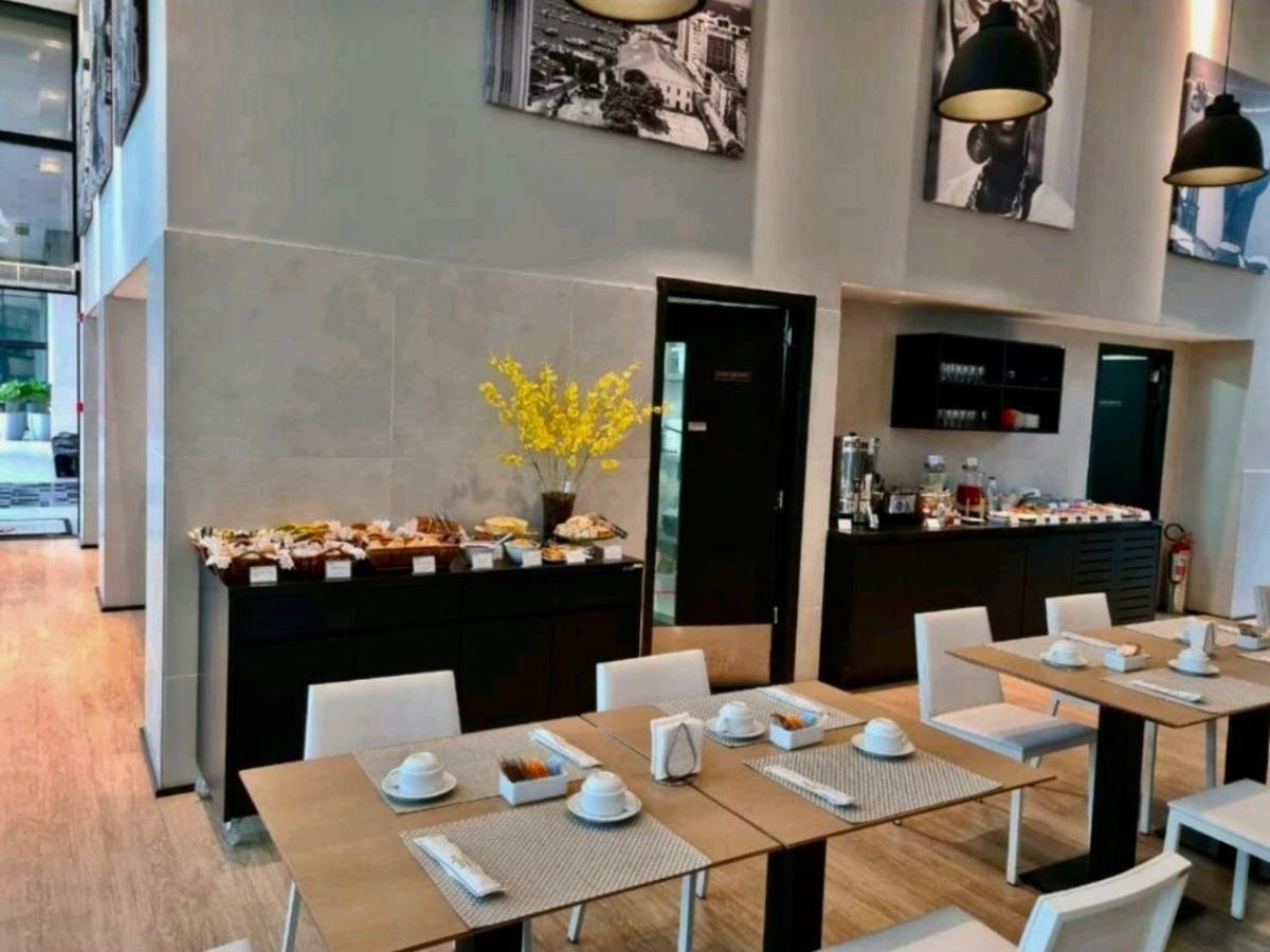 Apt Hotel Astron Mundial Salvador Buitenkant foto